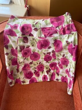 Charles Gray London, Floral Pink Rose Skirt, Size 8